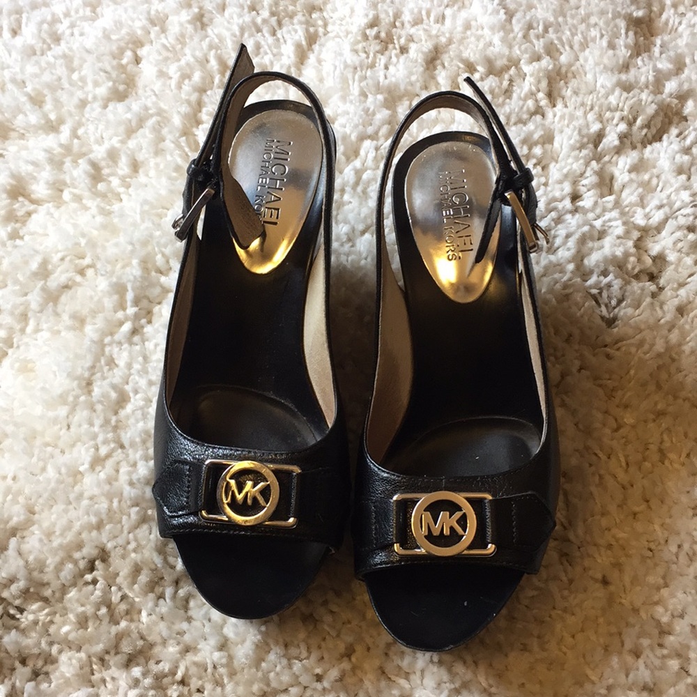 Micheal Kors leather wedge shoes